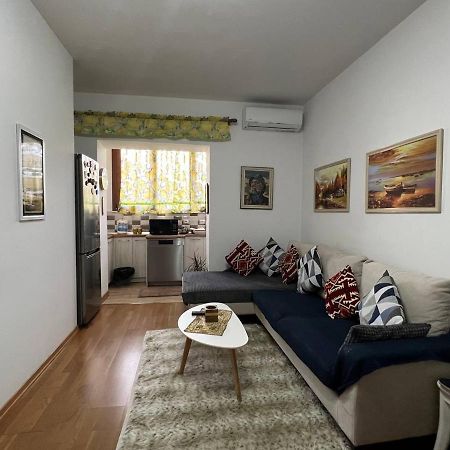 Apartamento Cozy Nest Ledi Tirana Exterior foto