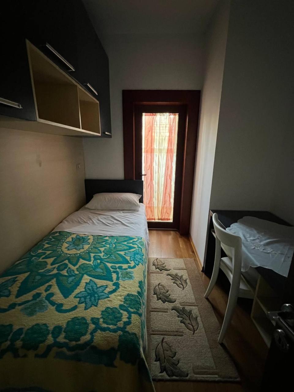 Apartamento Cozy Nest Ledi Tirana Exterior foto